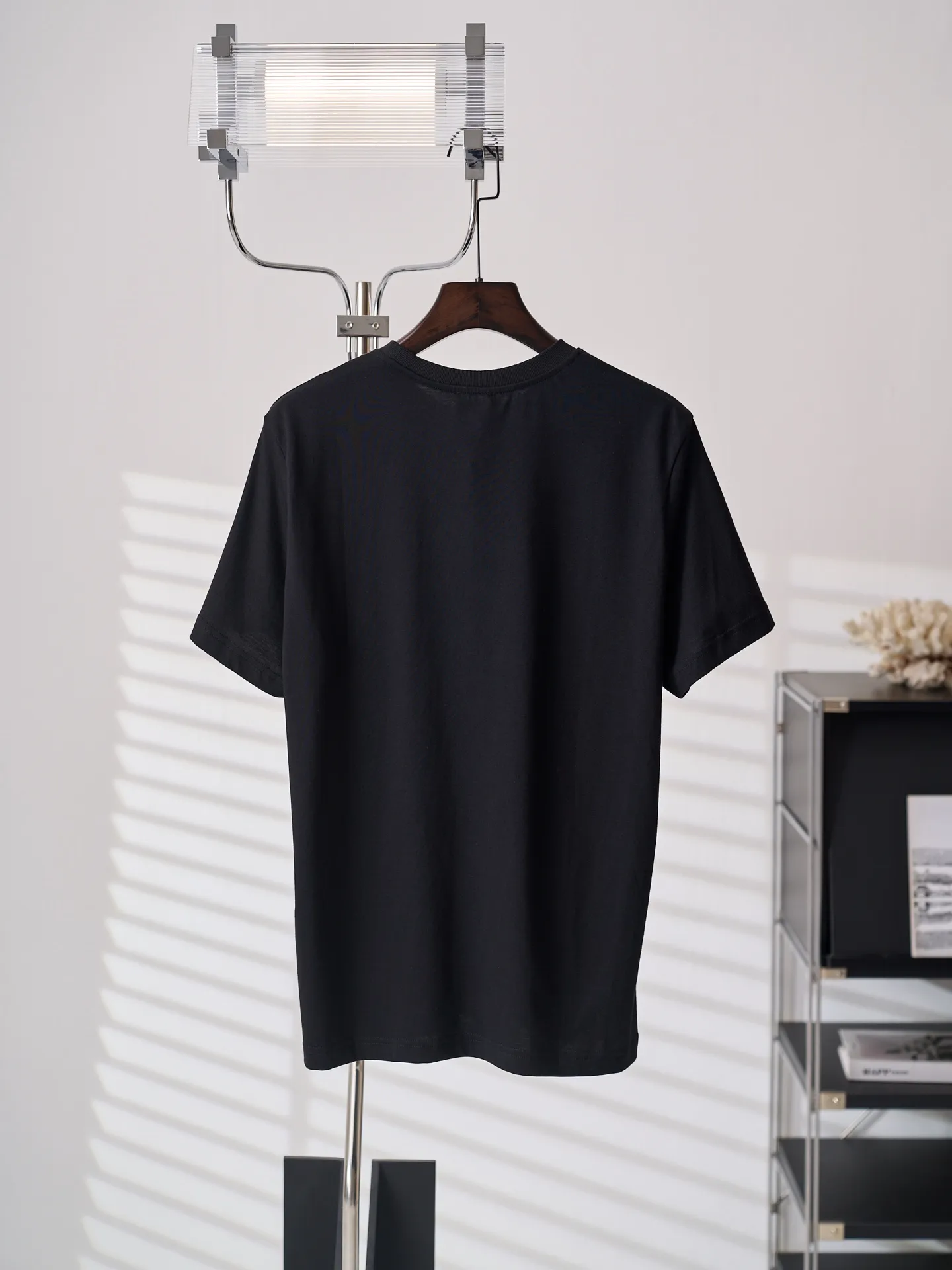 MONCLER/ LOGO T 【In Stock】S M L XL Authentic 3250 ，20 220 ，1*1 280 ， ， ， ， 1：1
